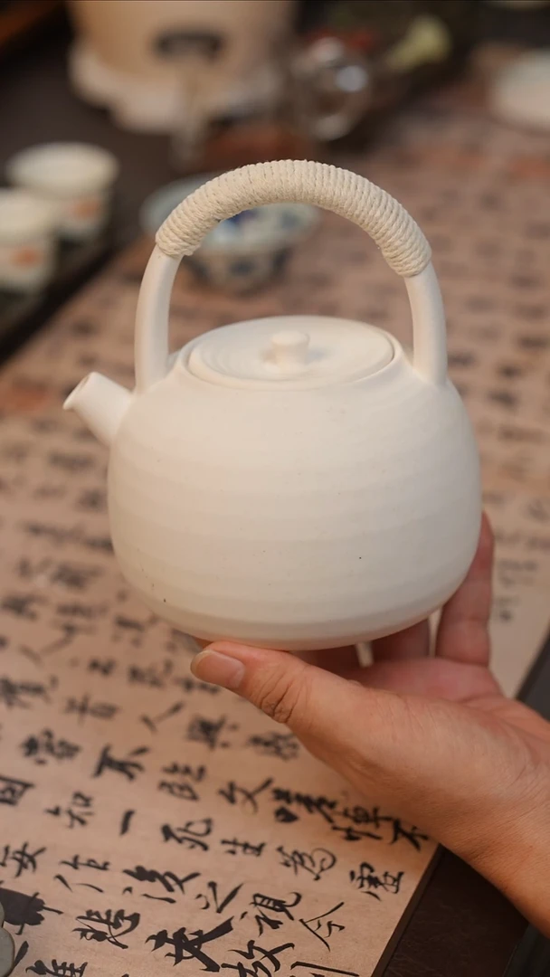 小粉团提梁煮茶壶
