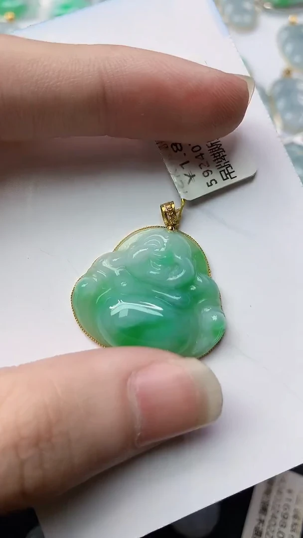 【闪购商品】翡翠颈饰18K金镶嵌85.........