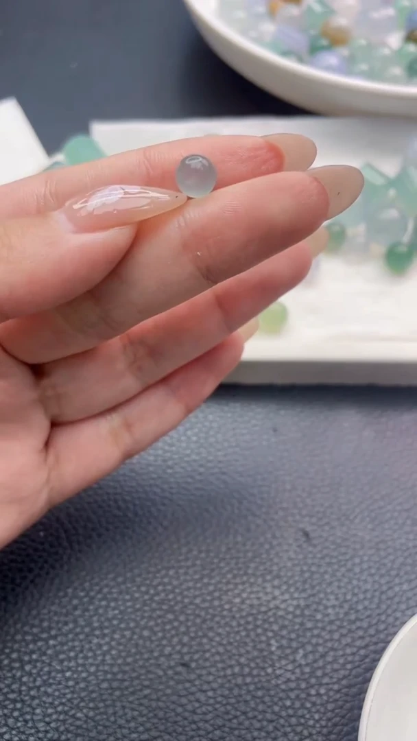 定制翡翠未镶嵌60541111