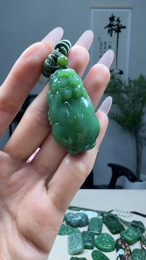 未镶嵌和田玉挂件1