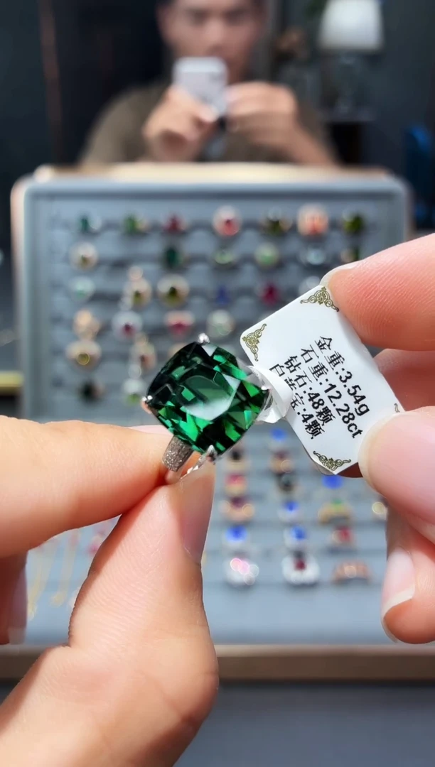 18K金镶嵌戒指碧玺12.28.