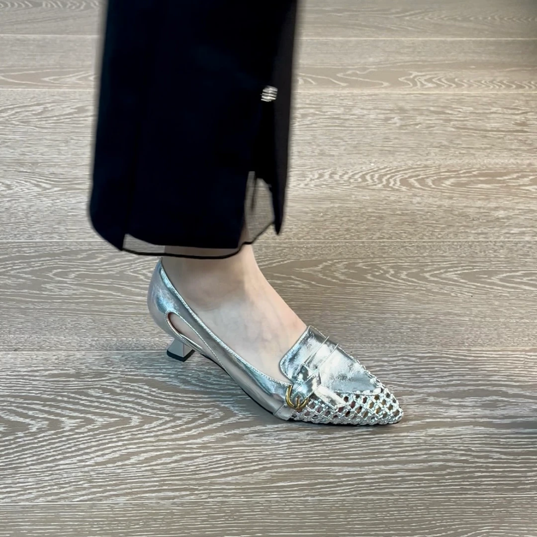 5CM头层牛皮经典中跟时装凉鞋时装法式女士镂空尖头单鞋女高跟鞋