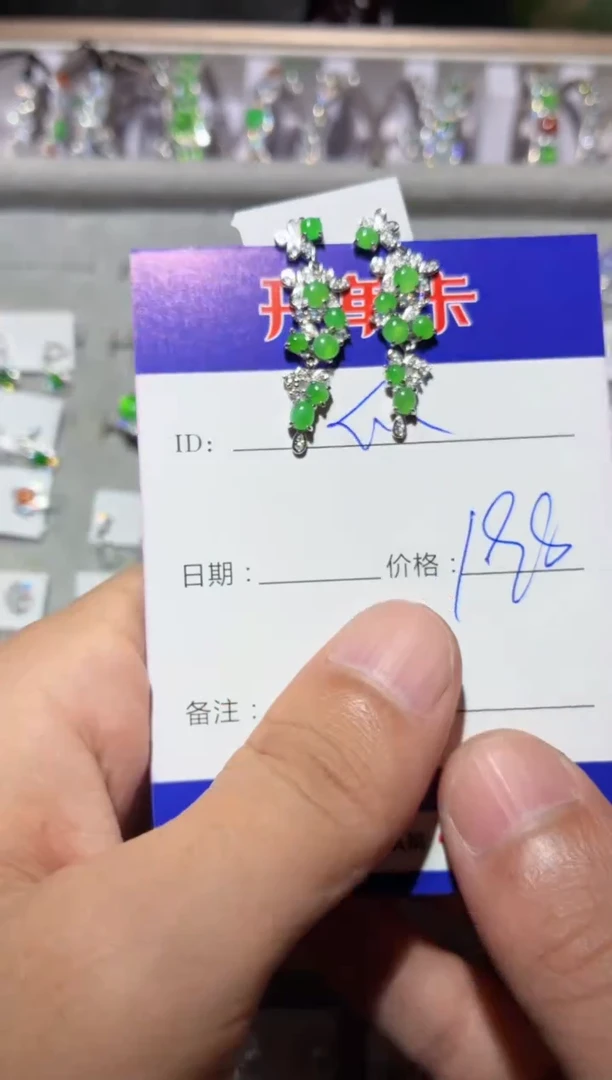 银S925镶嵌翡翠耳饰快*瓜 快乐瓜