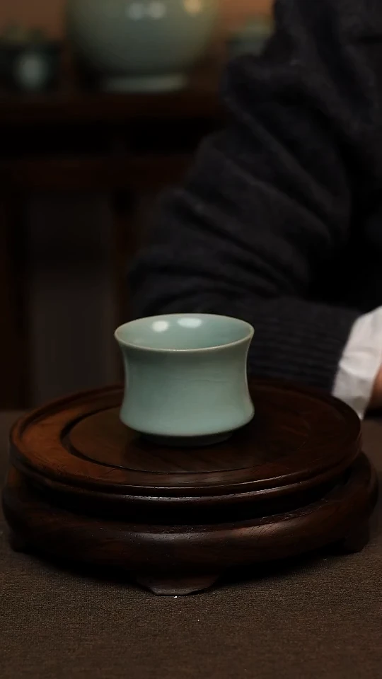 瓷片仿古天青束腰杯100ml 微瑕 不带礼盒