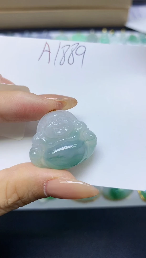 颈饰18K金镶嵌翡翠天然缅甸A货翡翠百元以上9元证书费自理