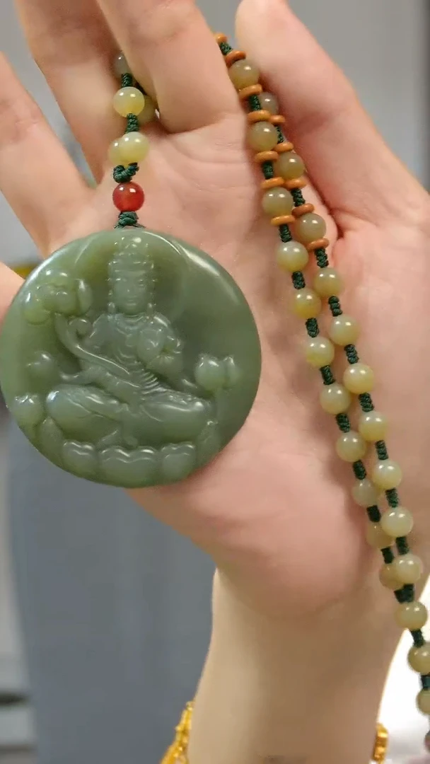 颈饰未镶嵌和田玉大势至