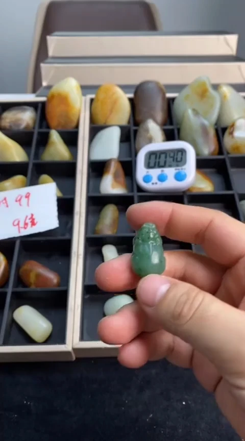 【闪购商品】和田玉未镶嵌吊坠和田玉