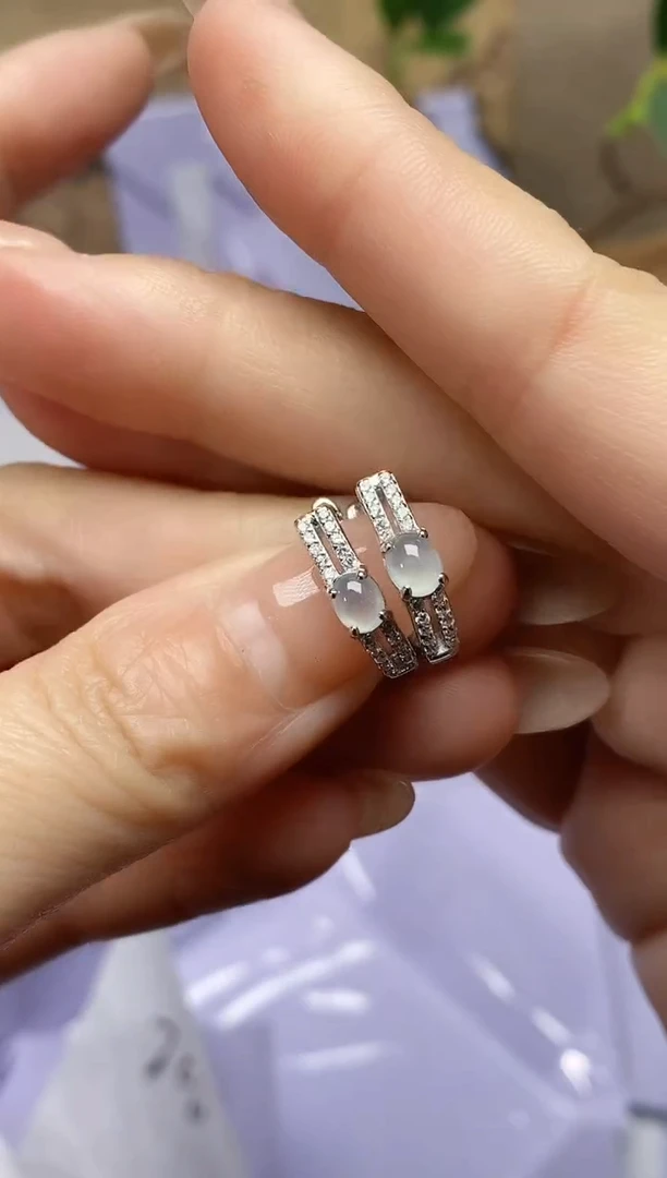 未镶嵌翡翠耳饰天然翡翠