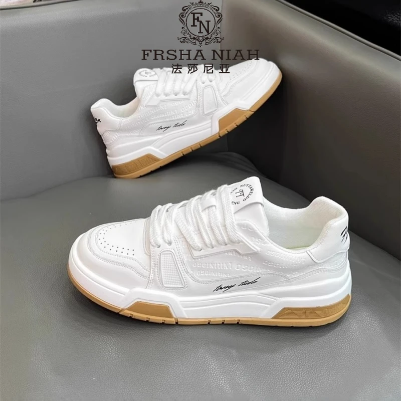 法莎尼亚秋季时尚透气小白鞋男百搭轻便厚底潮流板鞋运动休闲男鞋