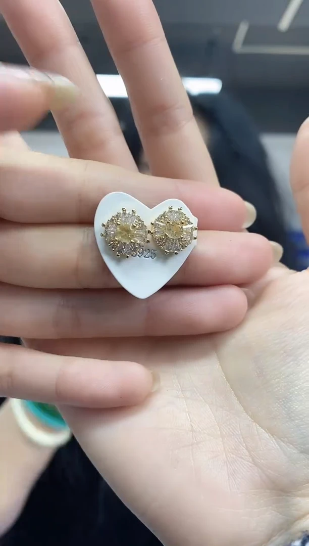 【闪购商品】水晶耳饰未镶嵌多样性发其一颜色微差