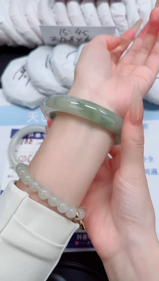 未镶嵌手镯石英岩玉187-60