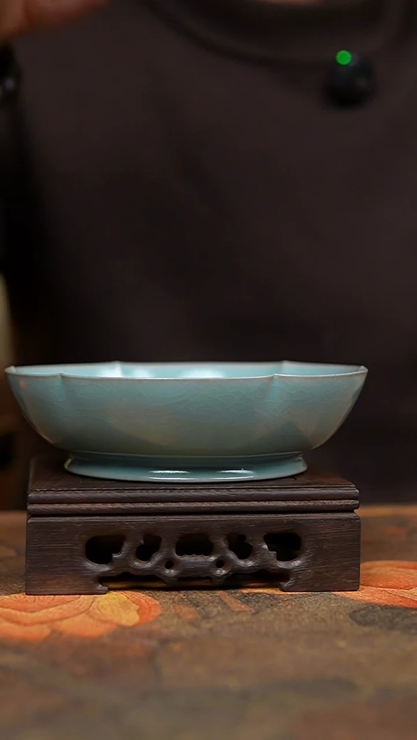 盘仿古天青纯手工葵口盘14.3口径