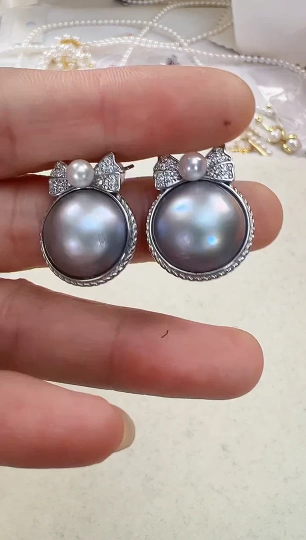 【闪购商品】拼合珍珠（马贝珠）耳饰银S925镶嵌灰色在逃公主