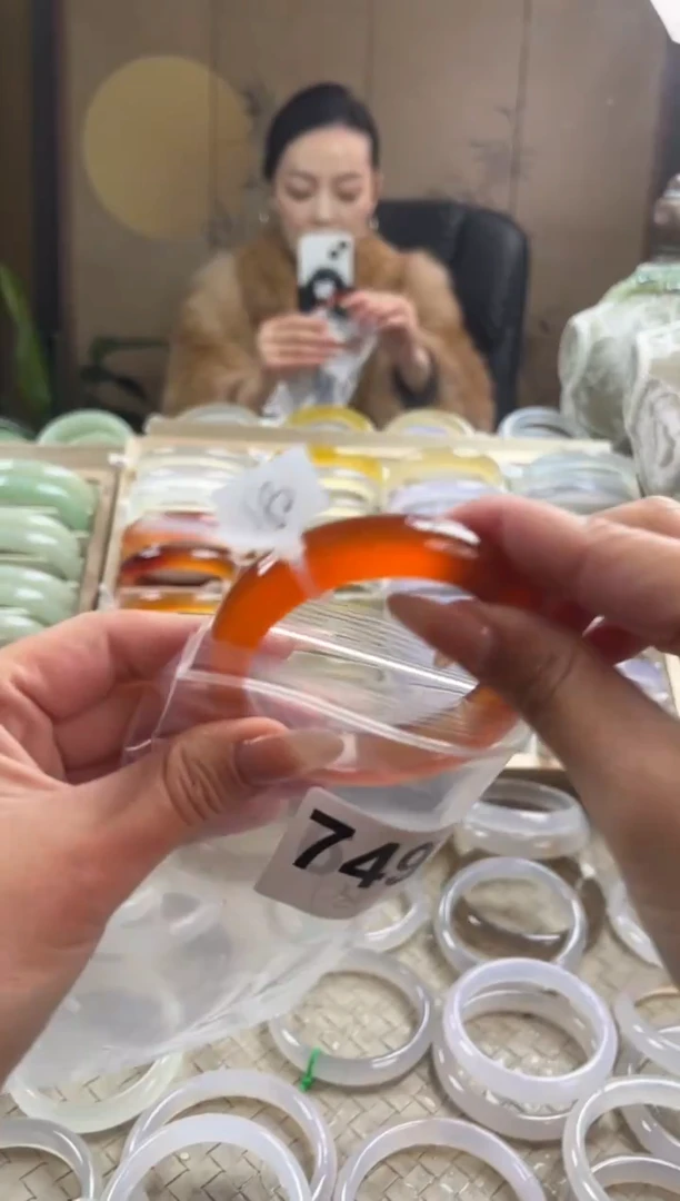 手镯玛瑙/玉髓未镶嵌V749