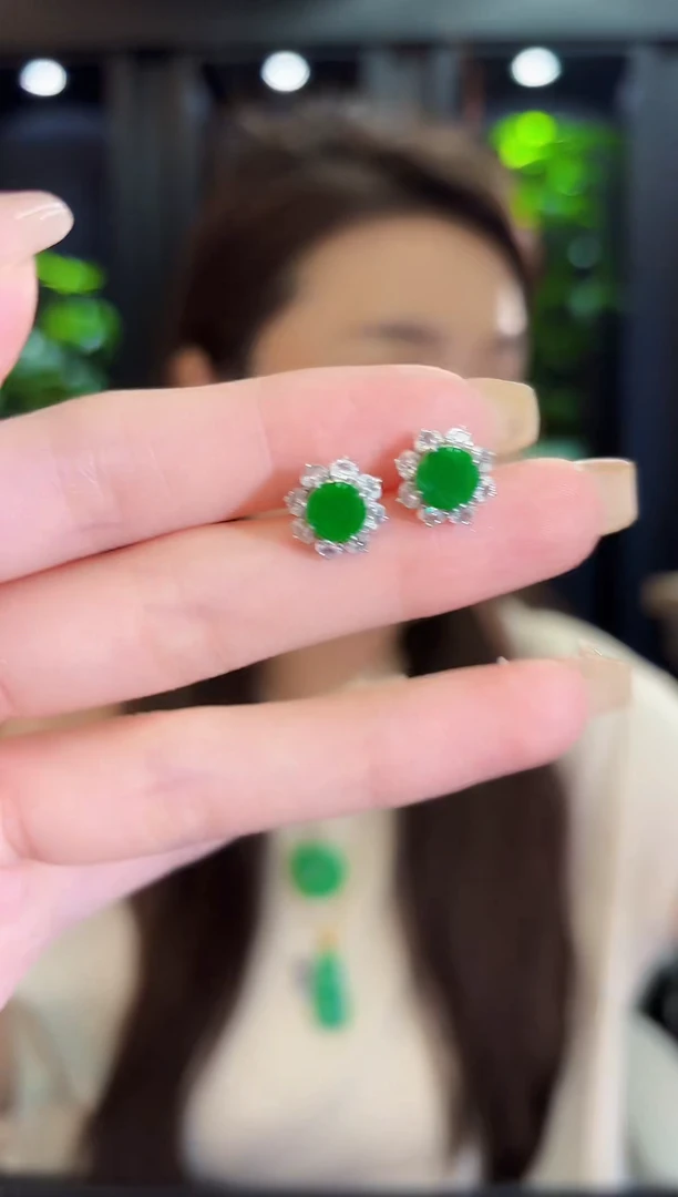 翡翠未镶嵌耳饰缅料A货/多样性发货/一件