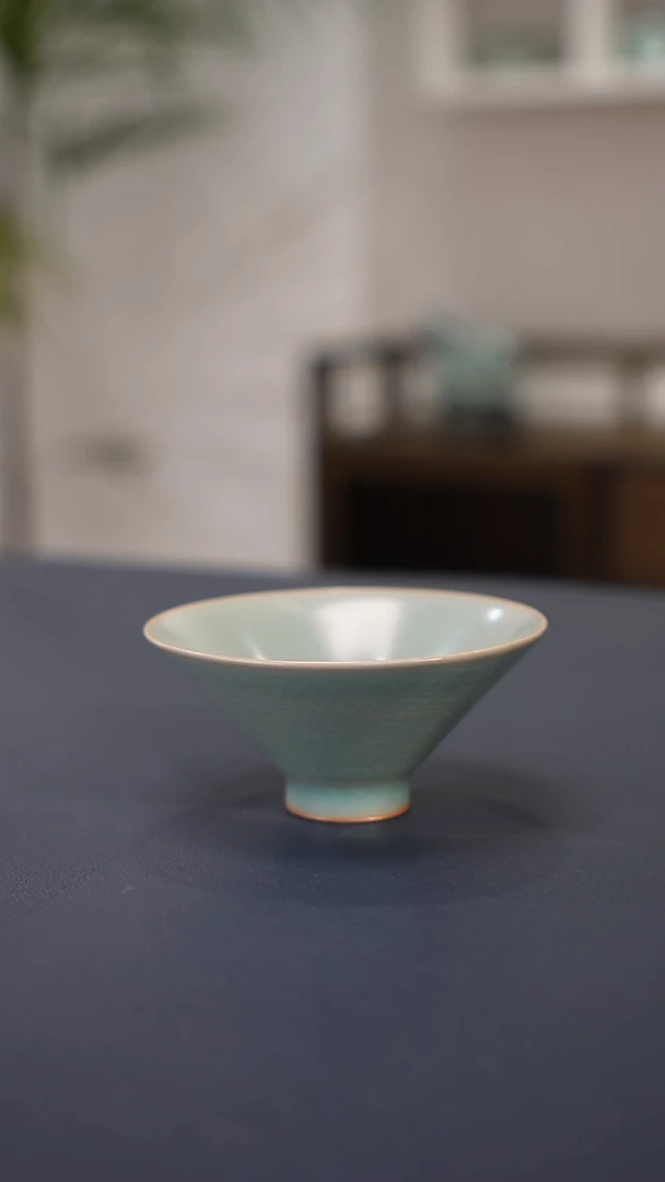 天青釉斗笠杯  一级