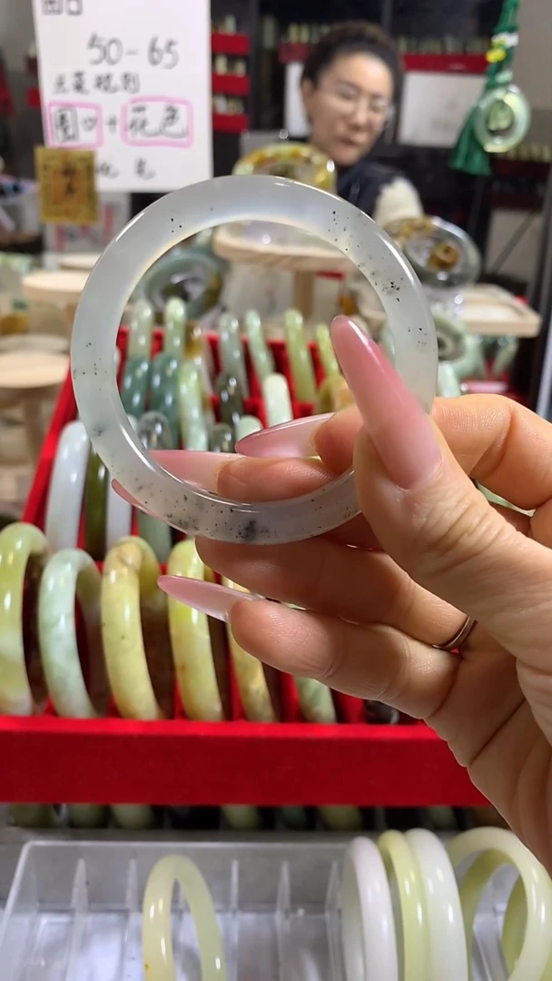 未镶嵌岫玉手镯29 54+ 包容