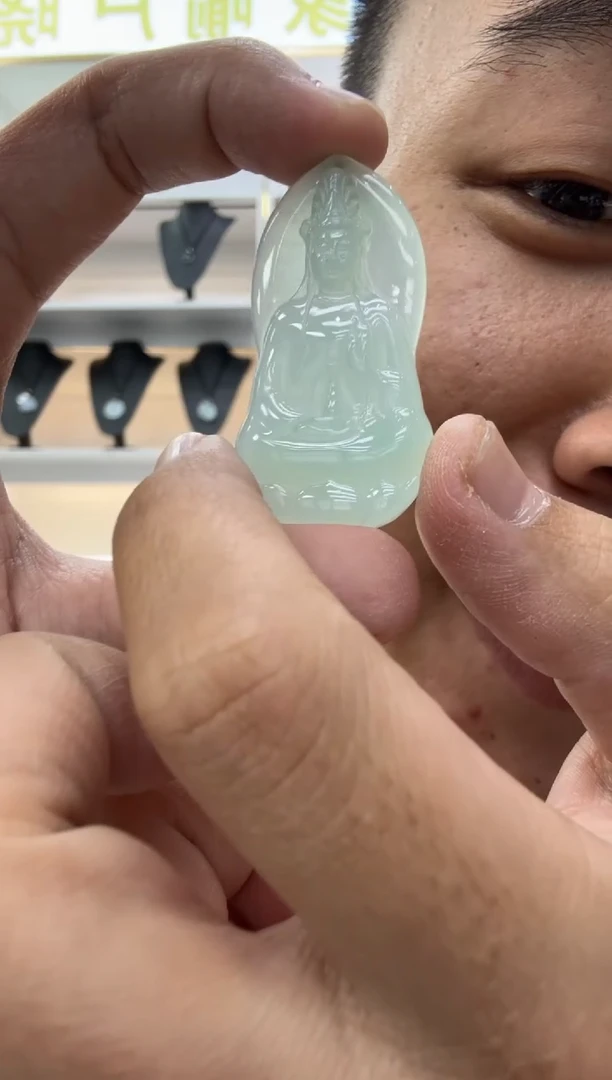 颈饰未镶嵌翡翠天然翡翠A货孤品一件