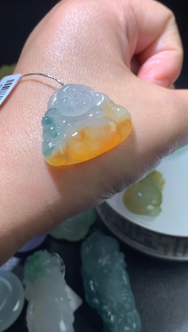 未镶嵌定制翡翠毛货