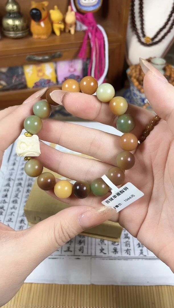 非洲檀香手串/手链菩提木质玉石手串/多发性其一/不带盒子
