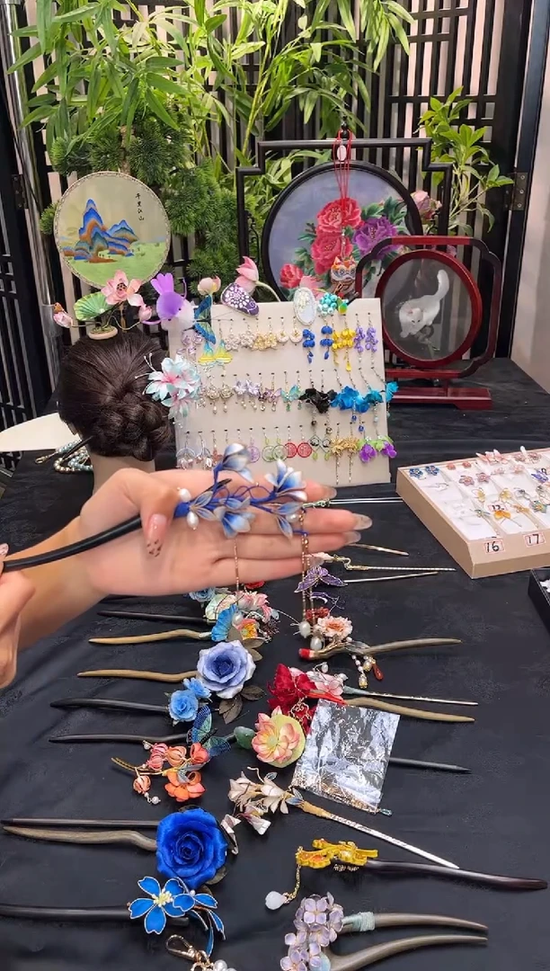 织绣琳**妞非遗苏绣手工饰品