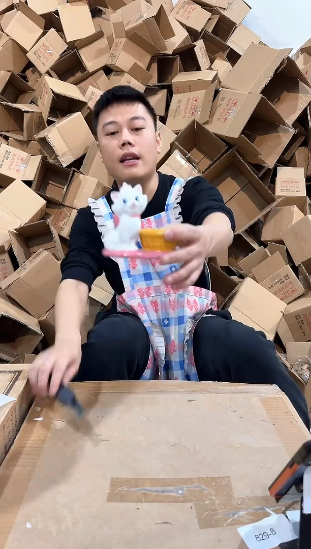 瓷片玛丽猫蛋托