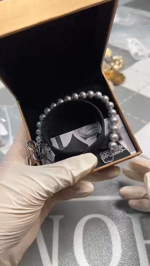 非金属无如图所示时尚饰品