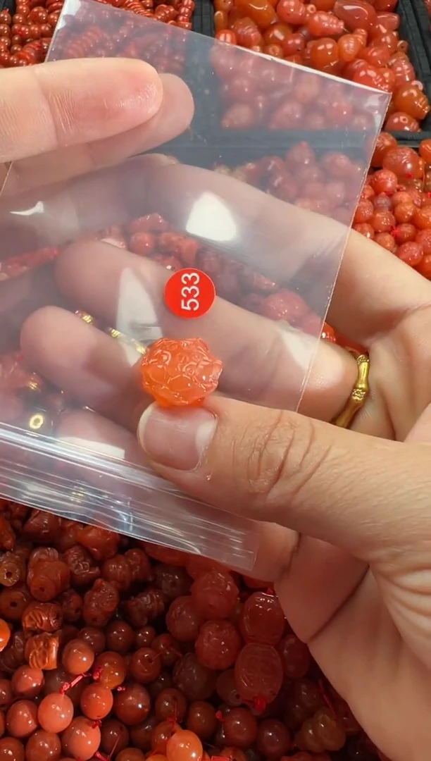 【闪购商品】南红玛瑙颈饰未镶嵌1