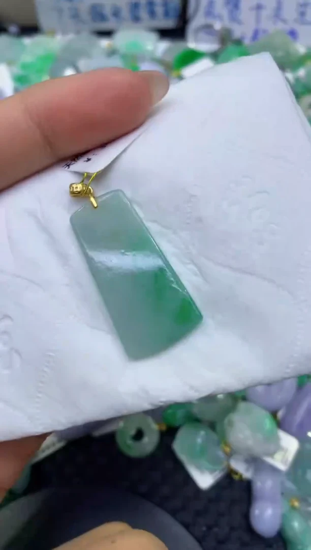 颈饰未镶嵌翡翠天然缅甸A货翡翠
