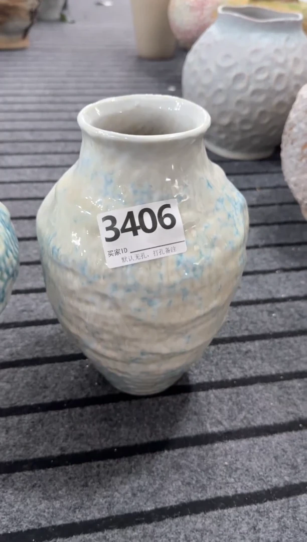 摆件就**是景德镇陶瓷花器默认无孔编号3406