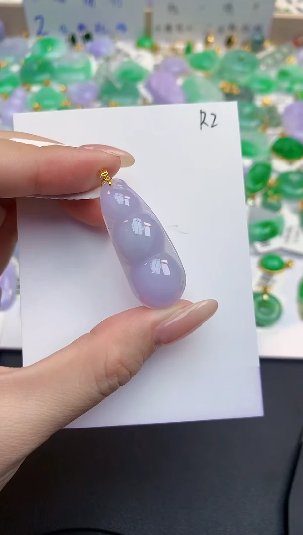 颈饰18K金镶嵌翡翠天然缅甸A货翡翠