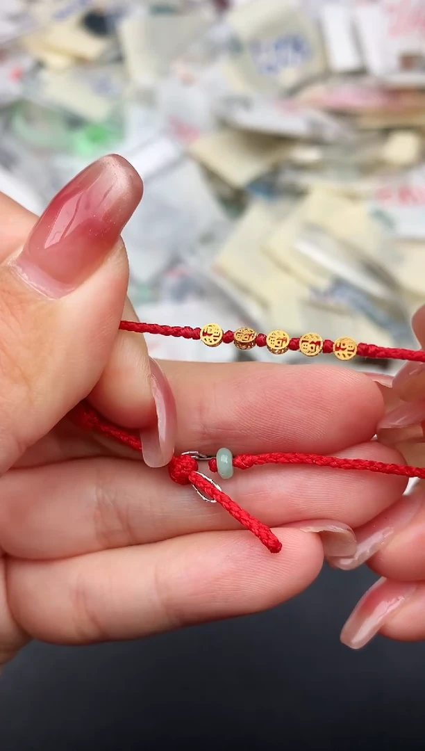 18K金镶嵌挂件翡翠1