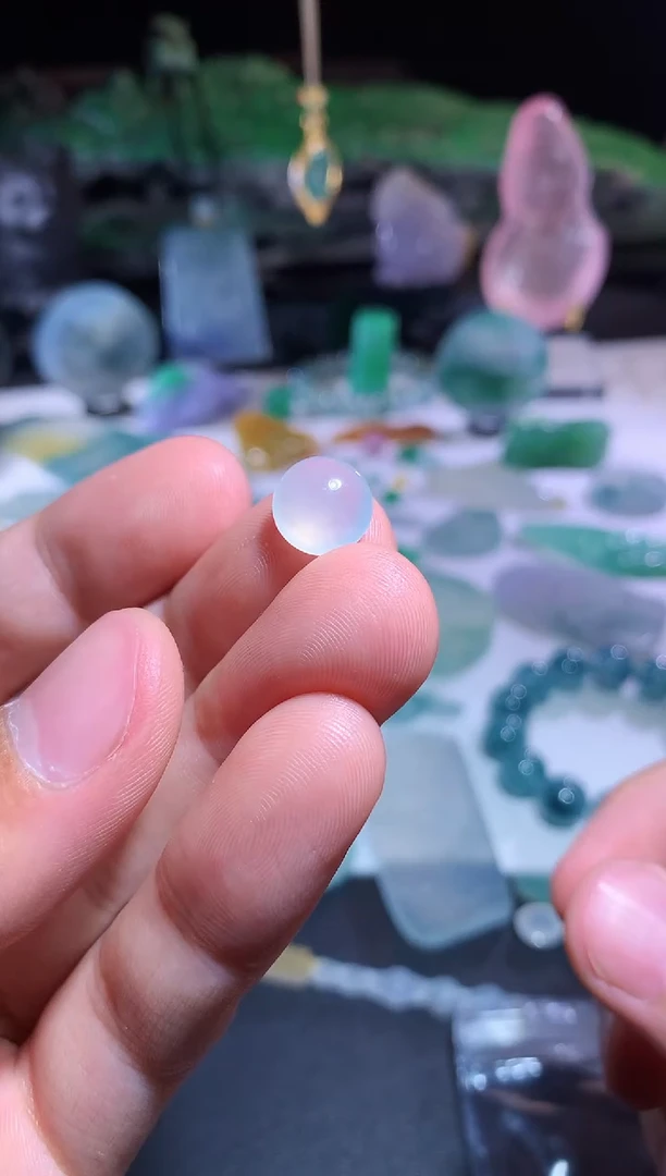 翡翠未镶嵌颈饰蛋面10-6