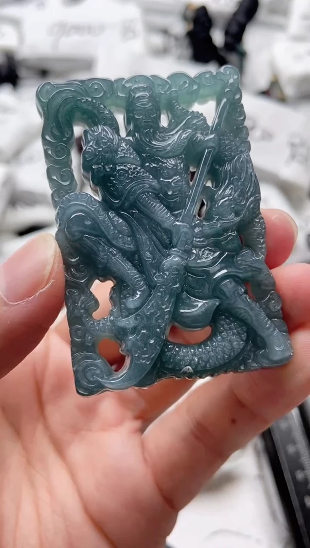 翡翠未镶嵌颈饰88888888888