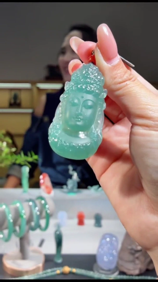 吊坠(不含链)未镶嵌翡翠观音