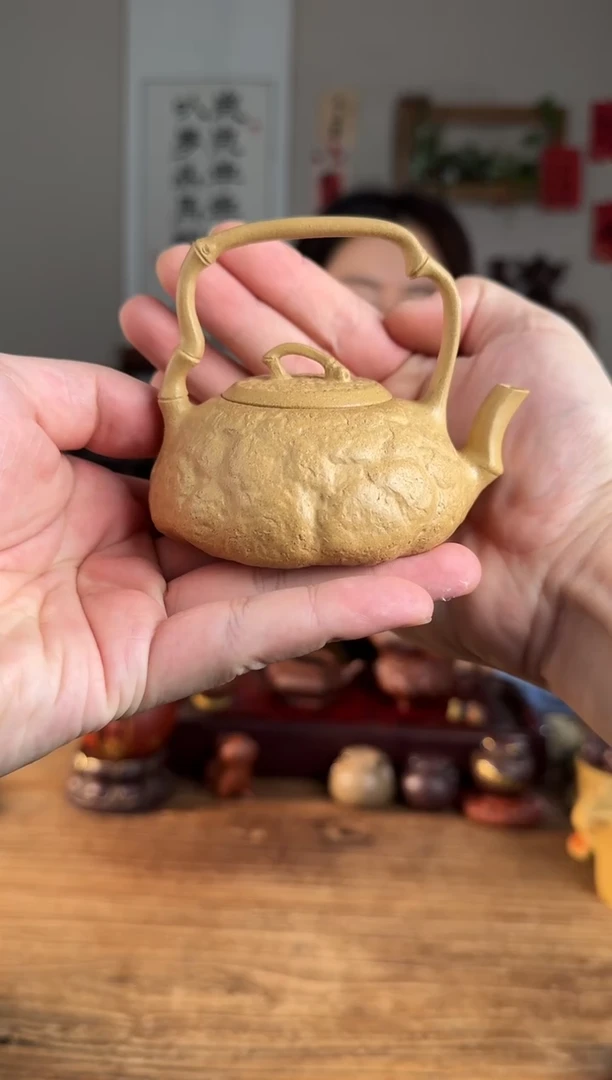 【闪购商品】紫砂茶壶春竹提梁