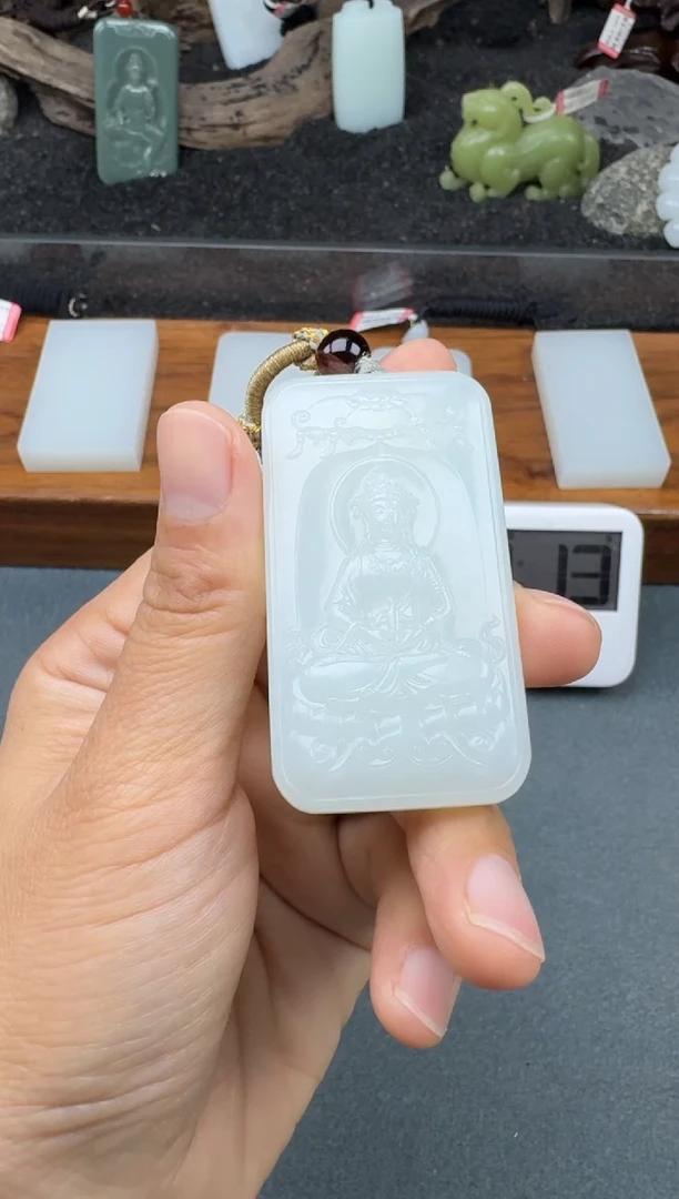 颈饰未镶嵌和田玉2