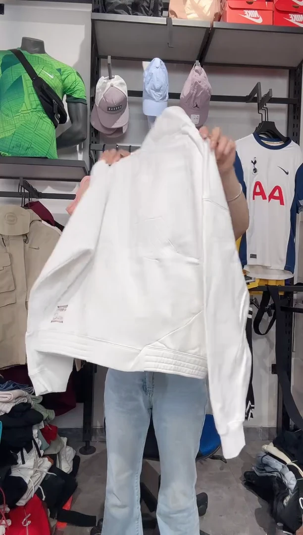 1272 编码 瑕疵款直播间过款为准 尺码 XL