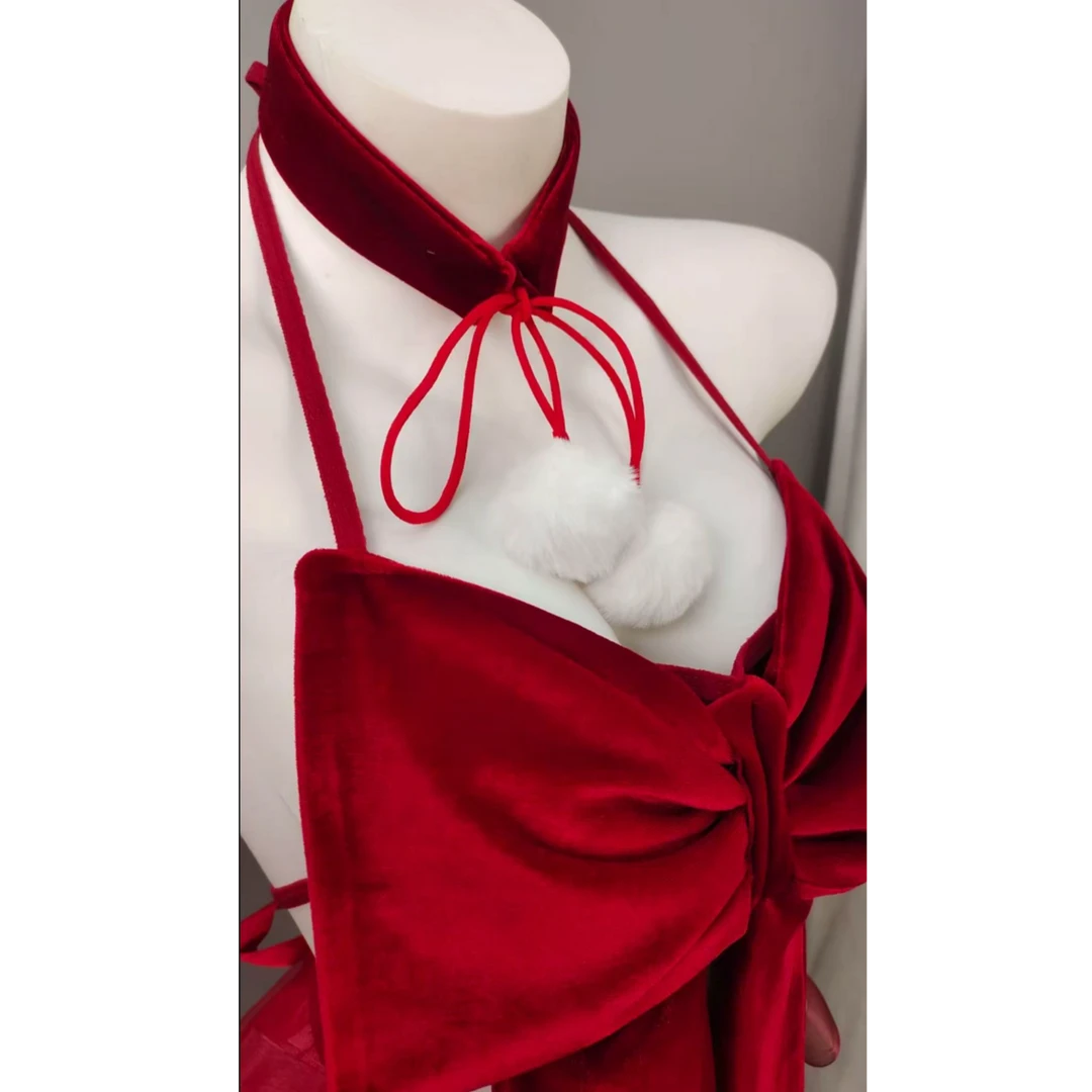 纯爱日记-圣诞红蝴蝶结性感挂脖连衣裙