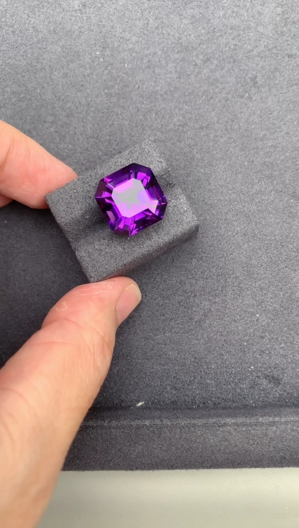 未镶嵌珠宝半成品紫晶12.8ct紫水晶 BD