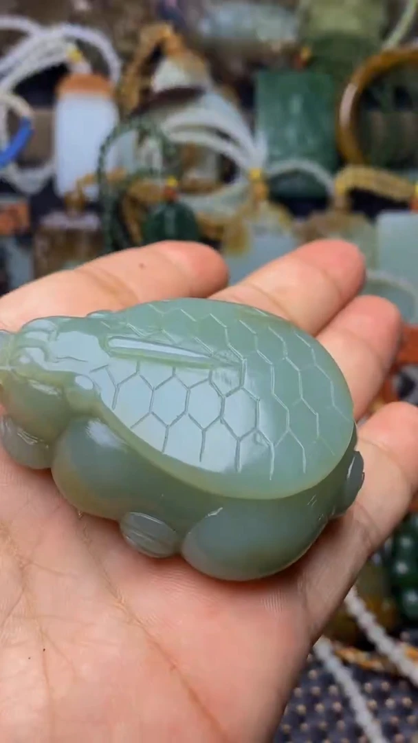 未镶嵌和田玉把件1