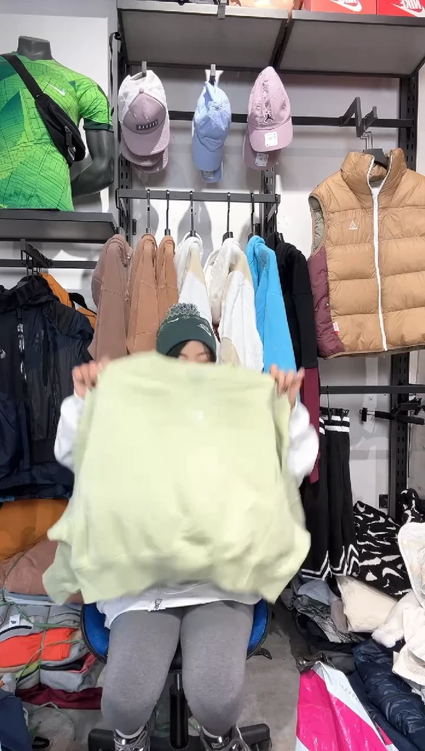 1248  编码 瑕疵款直播间过款为准 尺码    身高