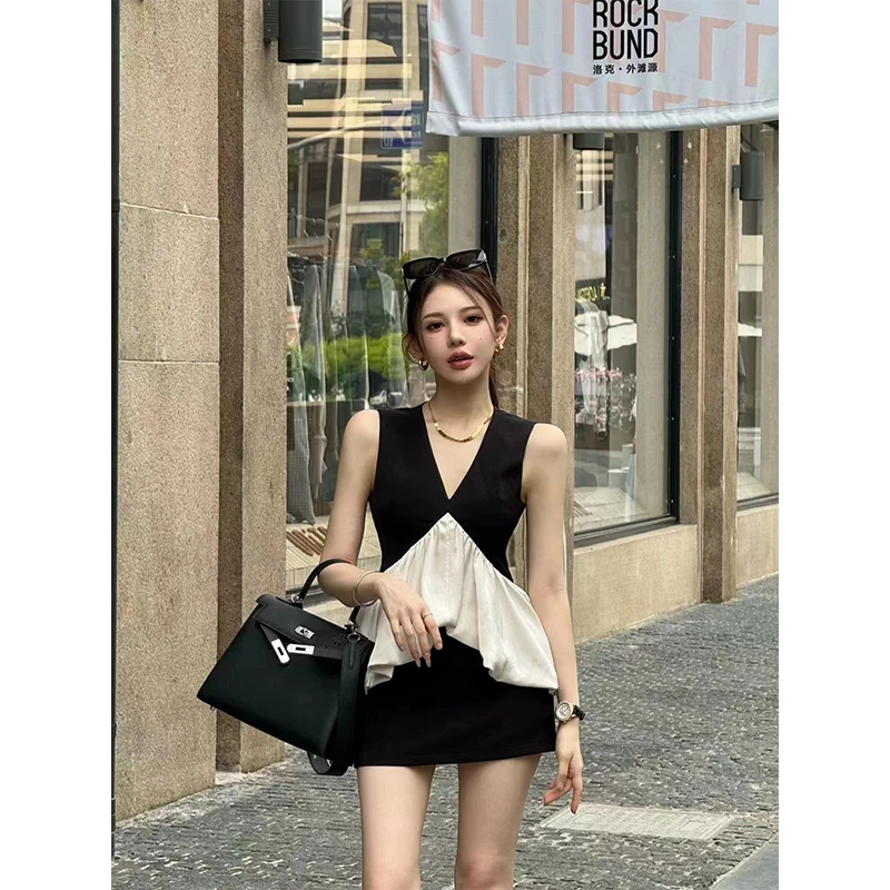 粉红pink【聚灯光C位】设计感黑白拼接无袖小衫LWJ24C3T1476