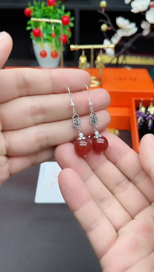 玛瑙/玉髓耳饰银S925镶嵌230000