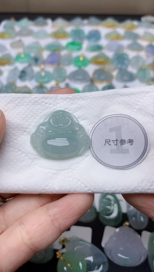 翡翠未镶嵌颈饰天然缅甸A货翡翠