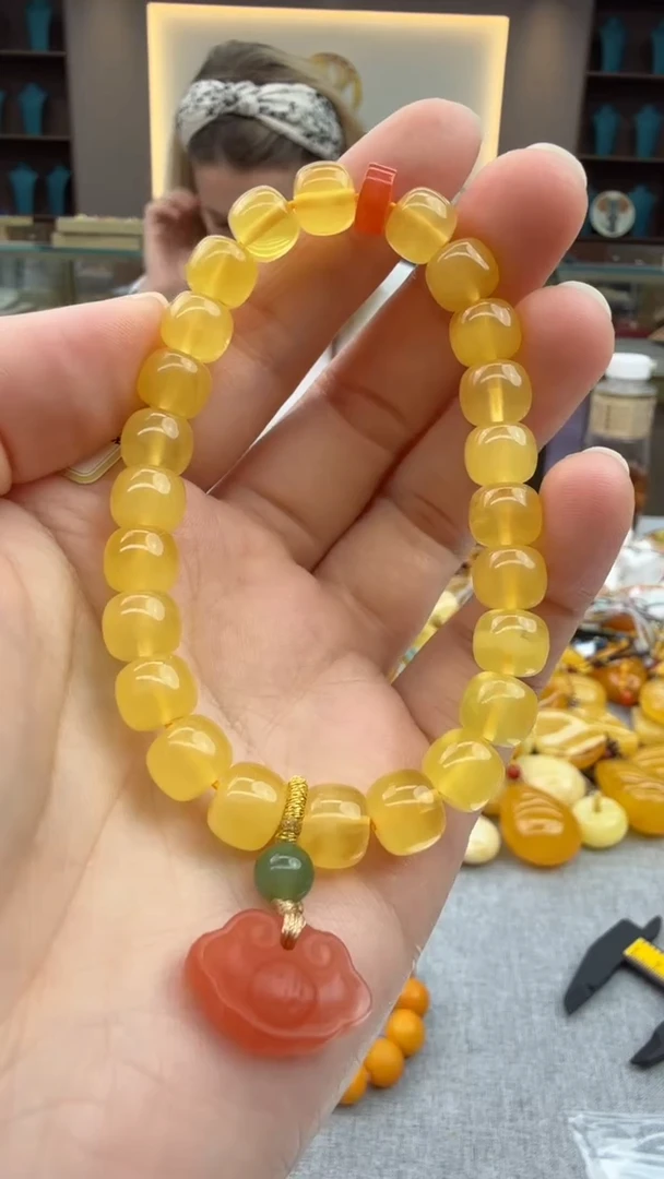 手链琥珀未镶嵌186秒拍号 假一罚三