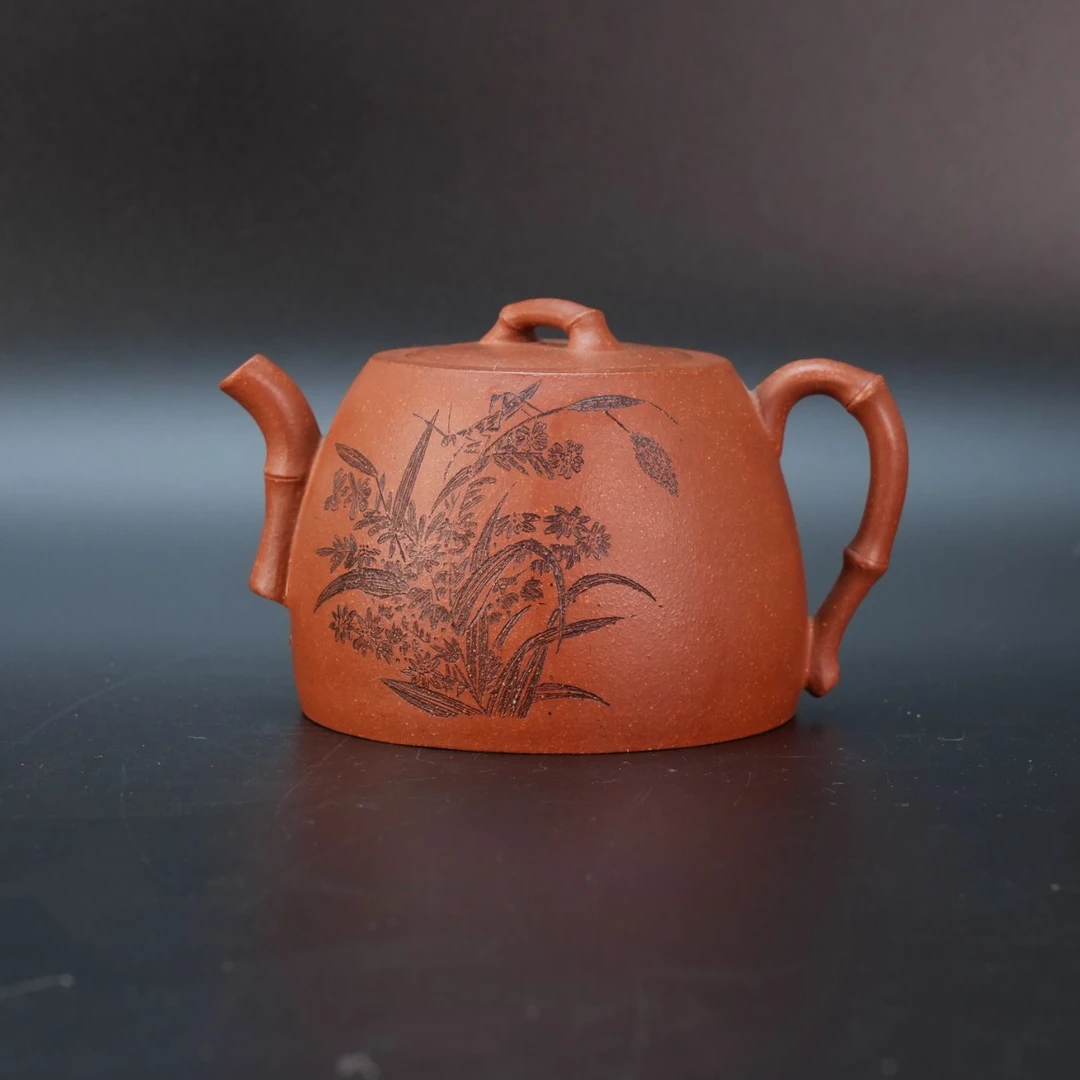 lot21805 1552 朱丽萍 紫砂降坡泥竹节壶 290cc