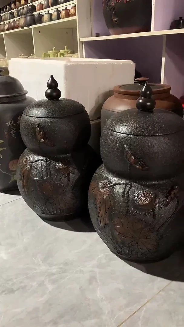 三号葫芦茶缸堆雕莲蓬（两个）