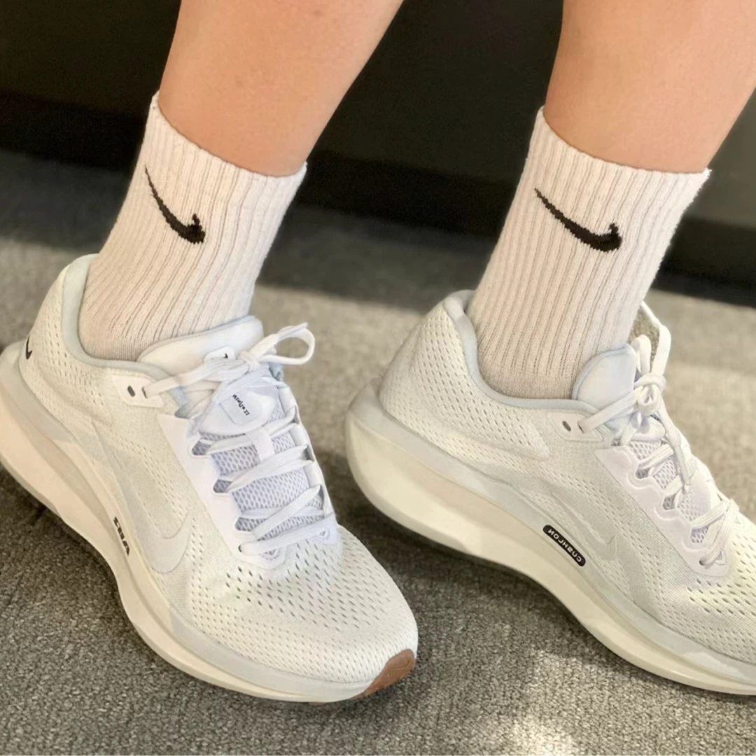 NIKE耐克男子NIKE AIR WINFLO 11时尚百搭运动跑步鞋FJ9509-106