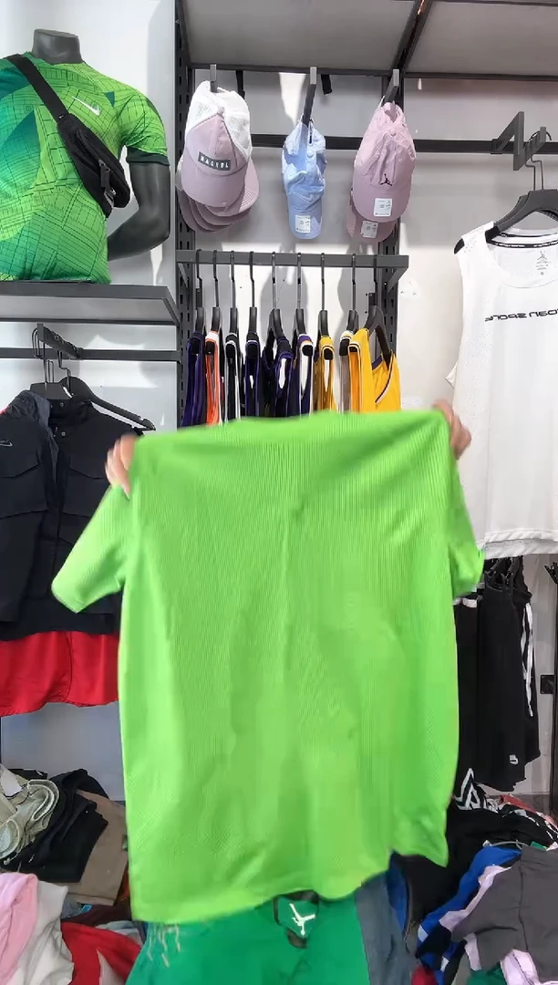 1395  编码 耐克卫衣以直播间过款为准 尺码L